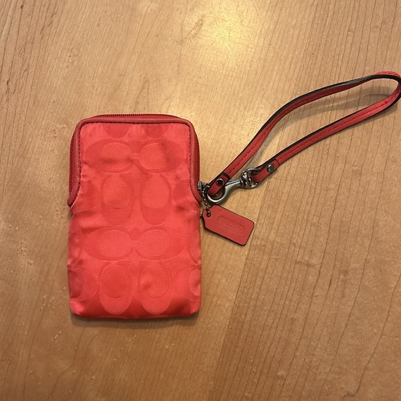 Coach Wristlet - Picture 3 of 4